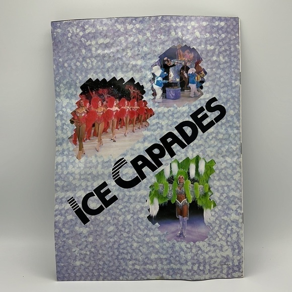 ICE CAPADES PROGRAM VINTAGE 1983 with Dorothy Hamill - Picture 3 of 4